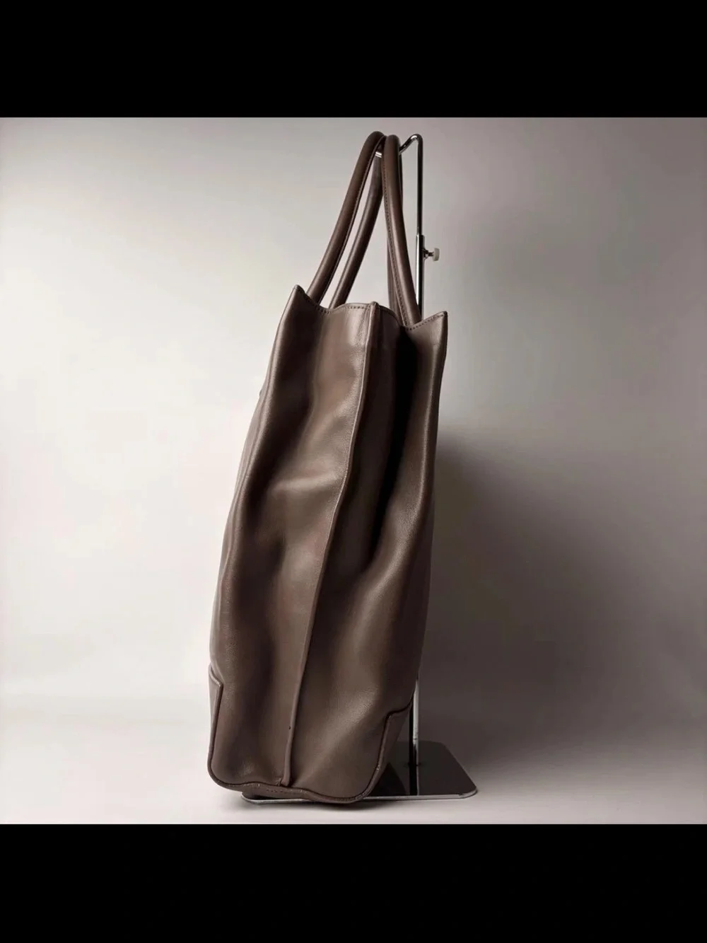 Mulberry Men's Leather Tote Bag in Brown